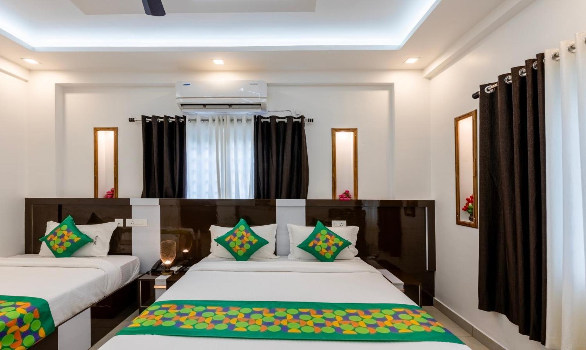 Treebo Premium Cochin Airport, 5 Min From Cochin Airport Hotel Kochi Buitenkant foto