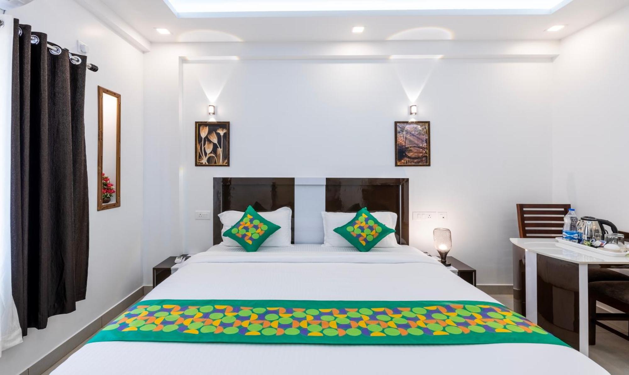 Treebo Premium Cochin Airport, 5 Min From Cochin Airport Hotel Kochi Buitenkant foto