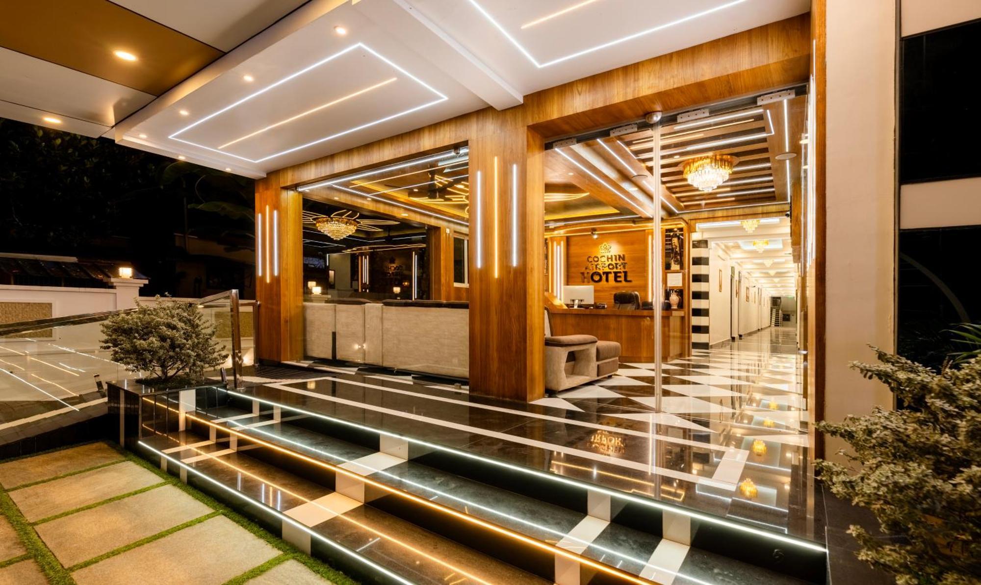 Treebo Premium Cochin Airport, 5 Min From Cochin Airport Hotel Kochi Buitenkant foto